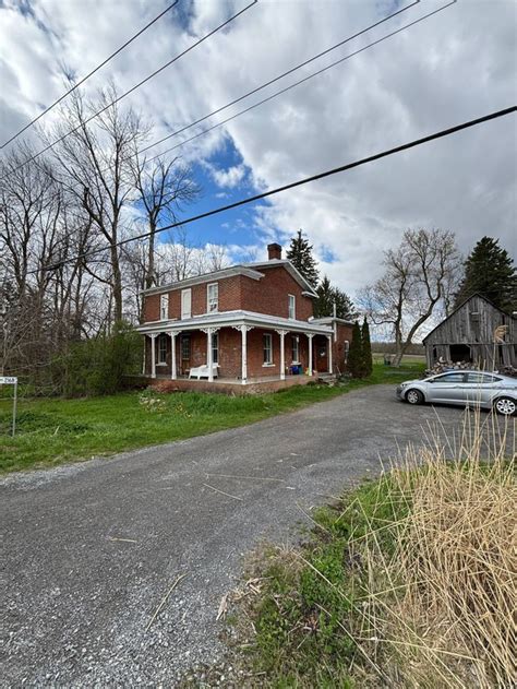 Propriétés résidentielles à vendre à Sainte.